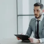 Cambiare lavoro senza ricominciare da zero: cosa valutare prima di fare il passo